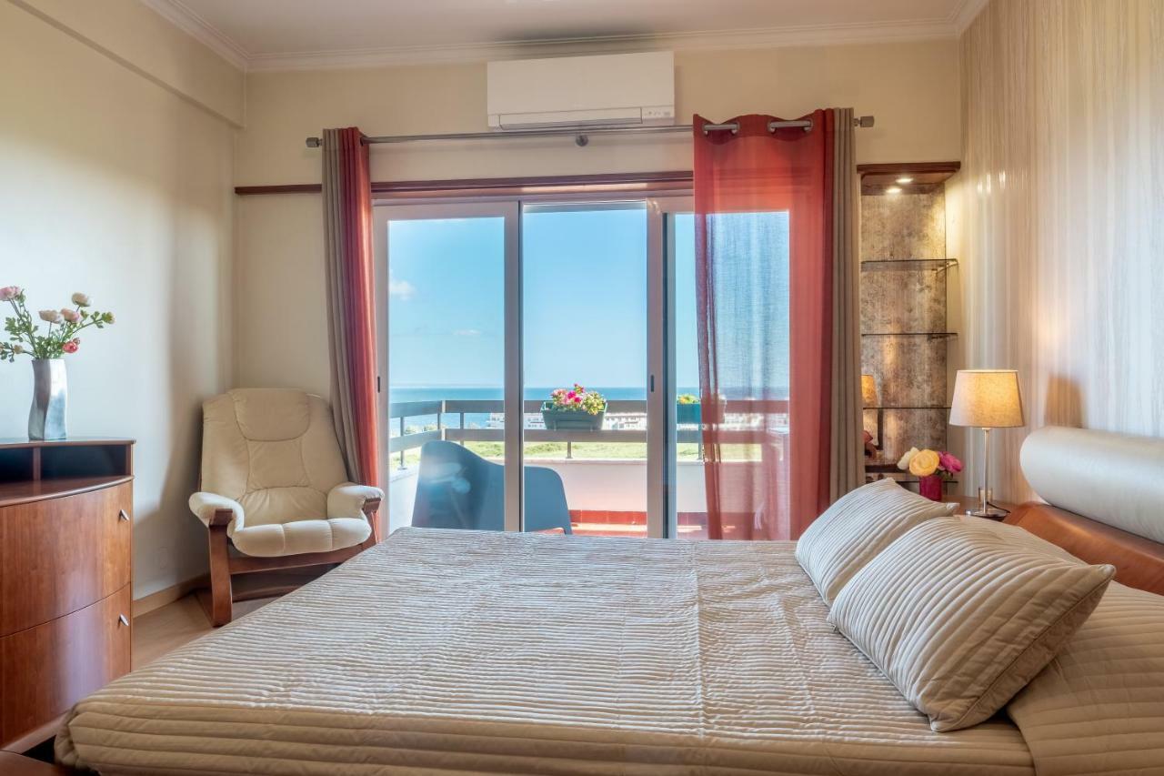 Апартаменти Window To The Sea Оейраш Екстер'єр фото